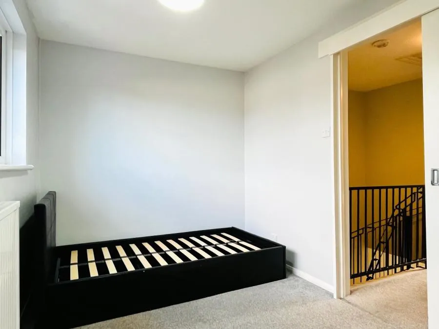 Tom Price Close, Cheltenham, GL52, photo 6