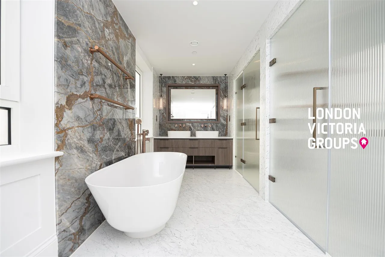 Distillery Road, London, photo 16