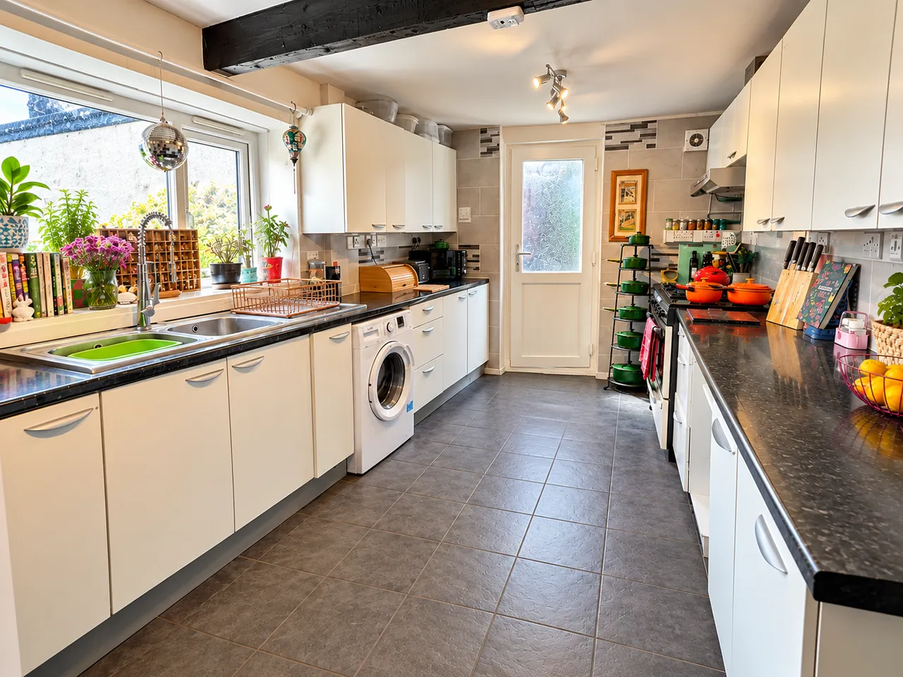 Lammas Street, Carmarthen, SA31, photo 9