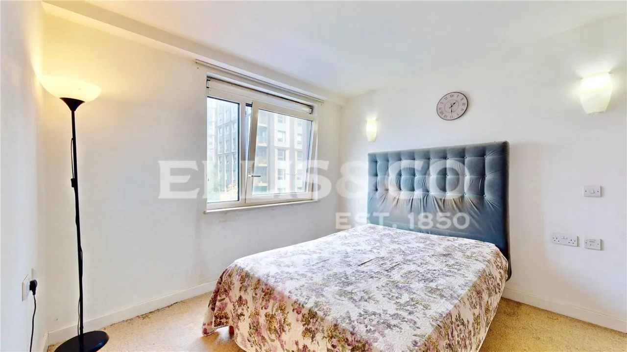 Empire Way, Wembley, HA9, photo 2