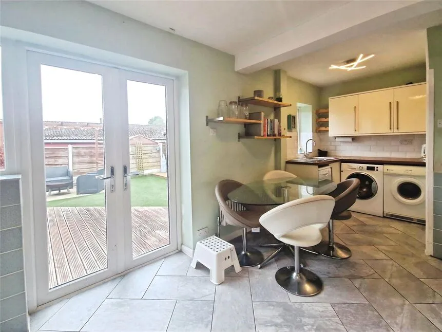 Malton Road, Worsley, M28, photo 4