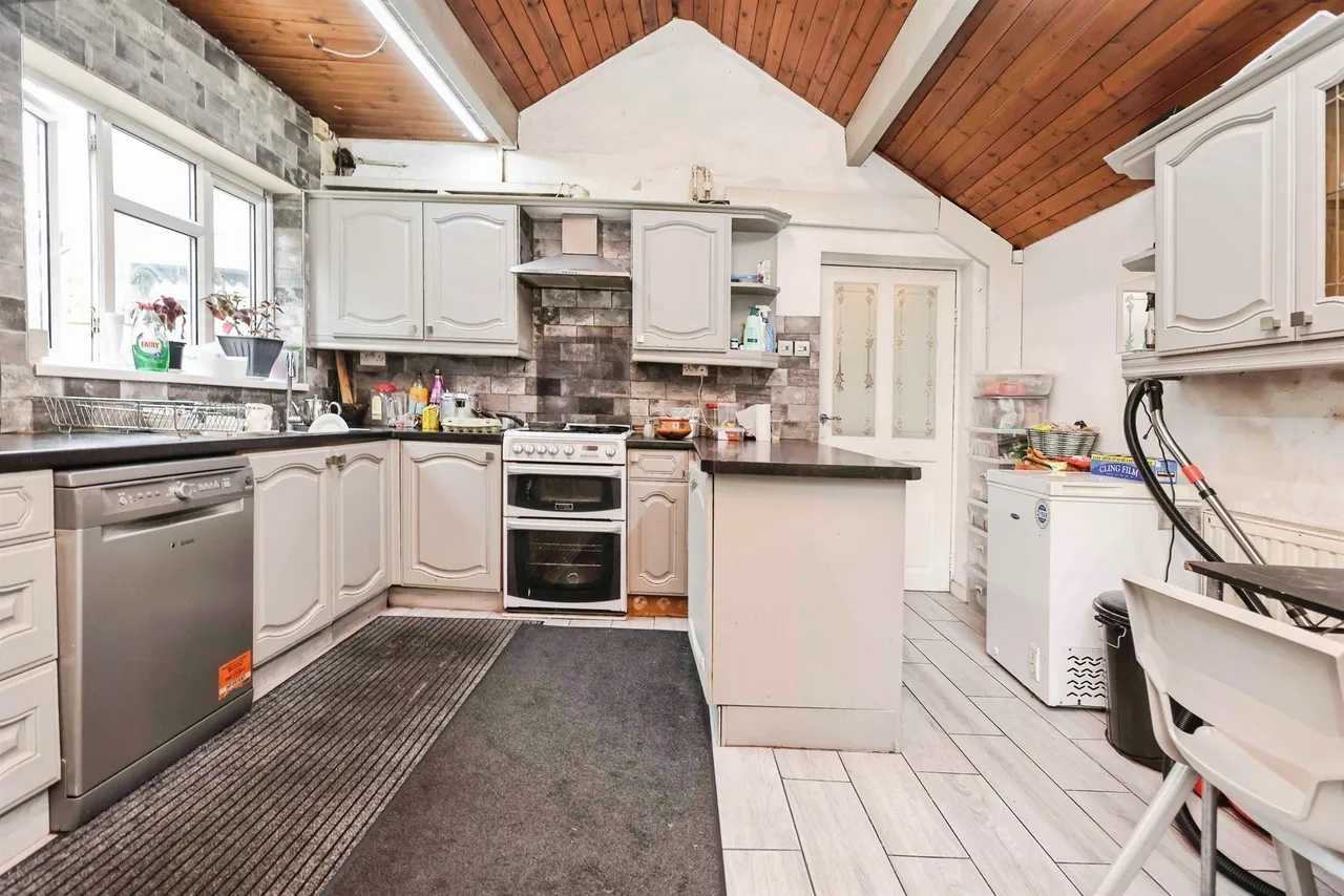 Victoria Road, Stechford, B33, photo 6