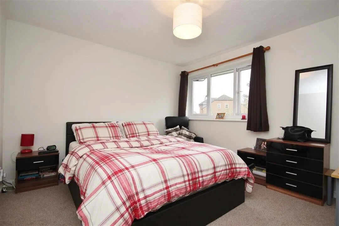 Master Close, Woodley, RG5, photo 4
