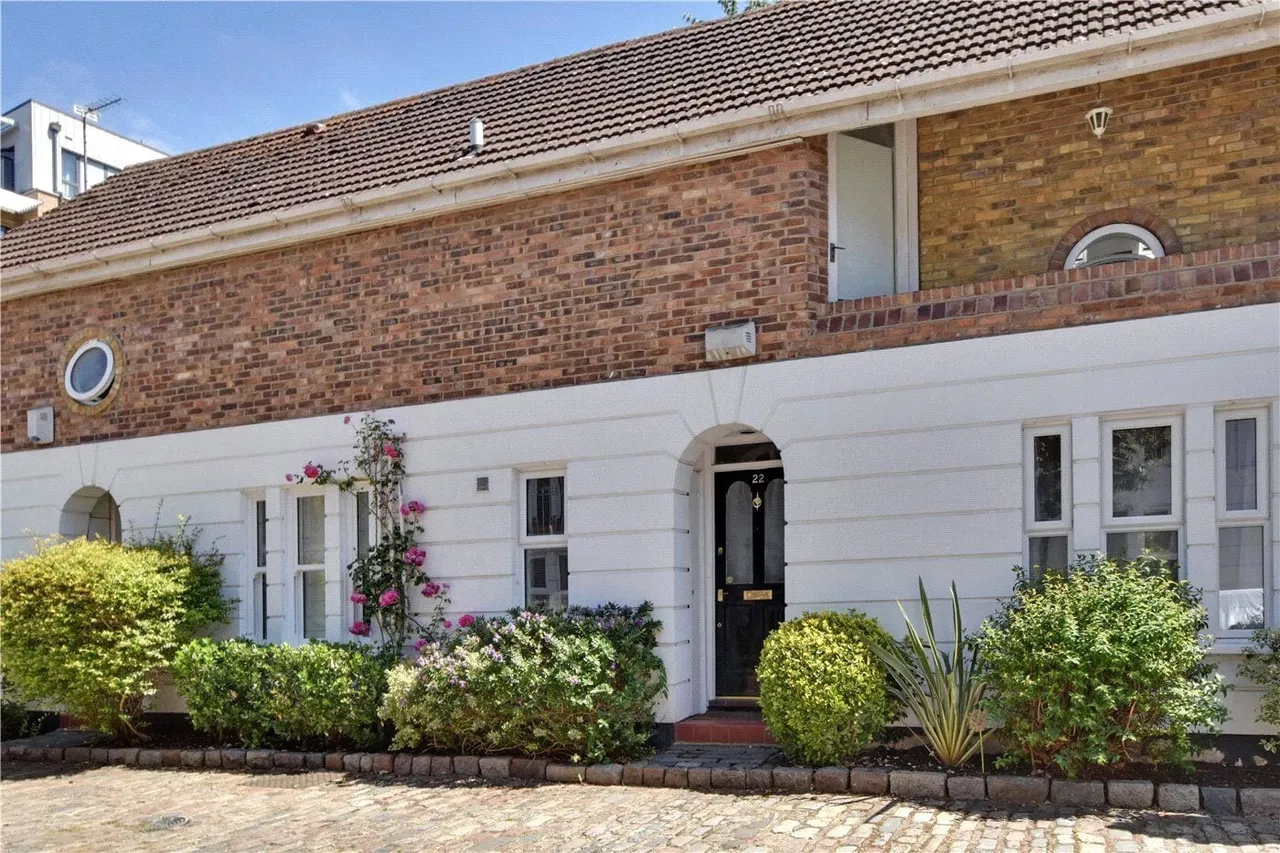 Robinscroft Mews, London, SE10, photo 2