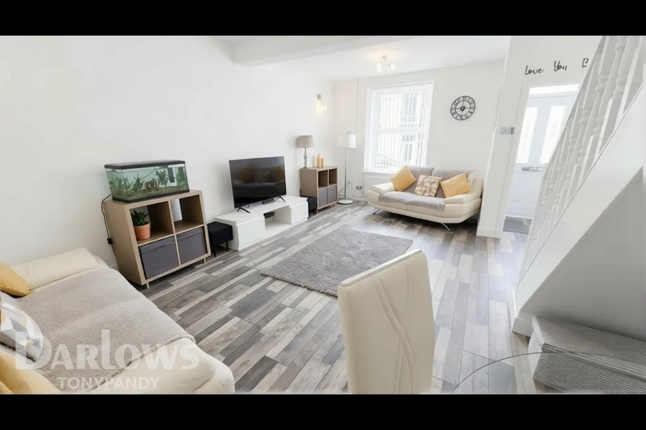 Court Street, Blaenclydach, CF40, photo 6
