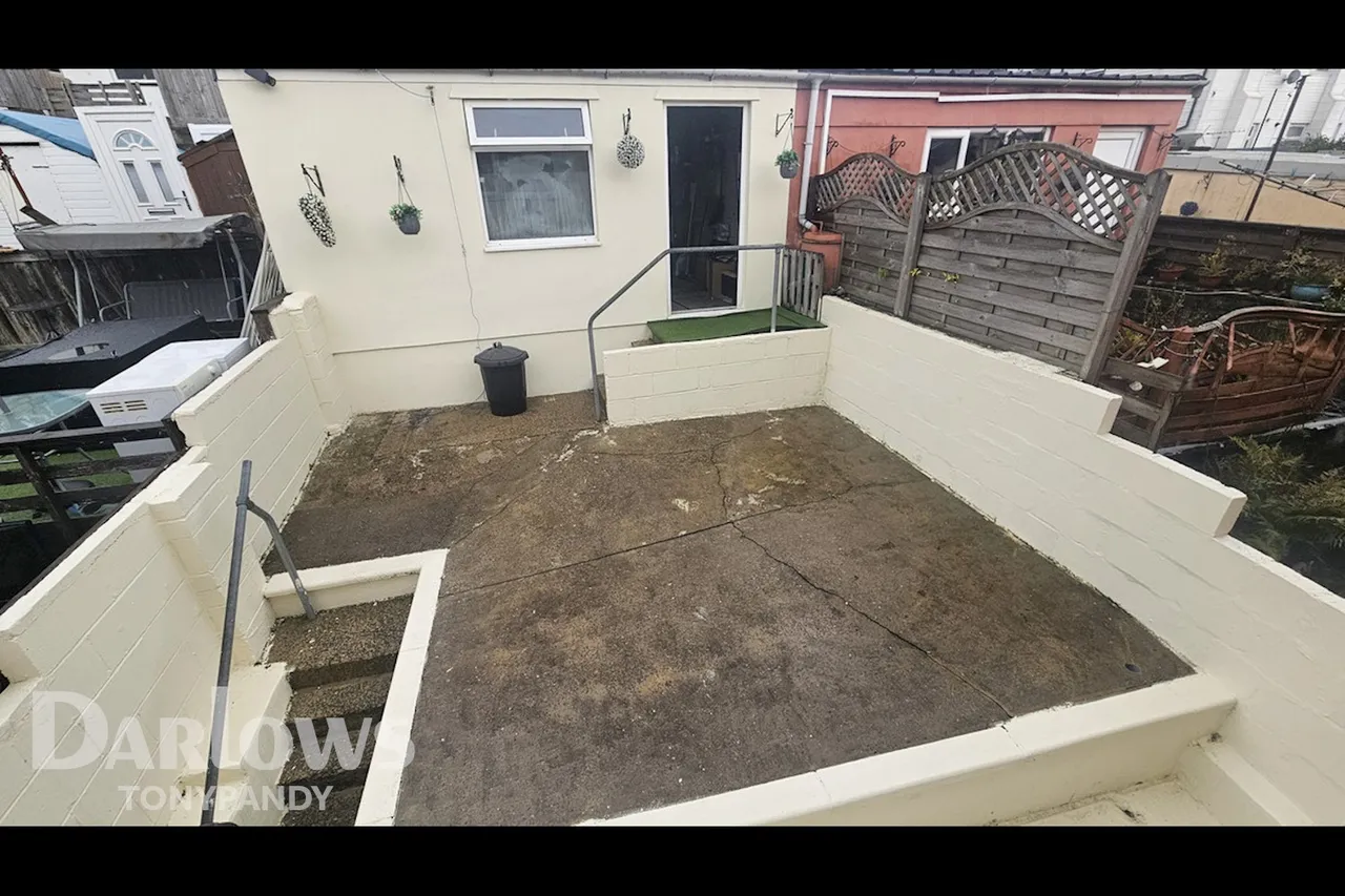 Court Street, Blaenclydach, CF40, photo 26