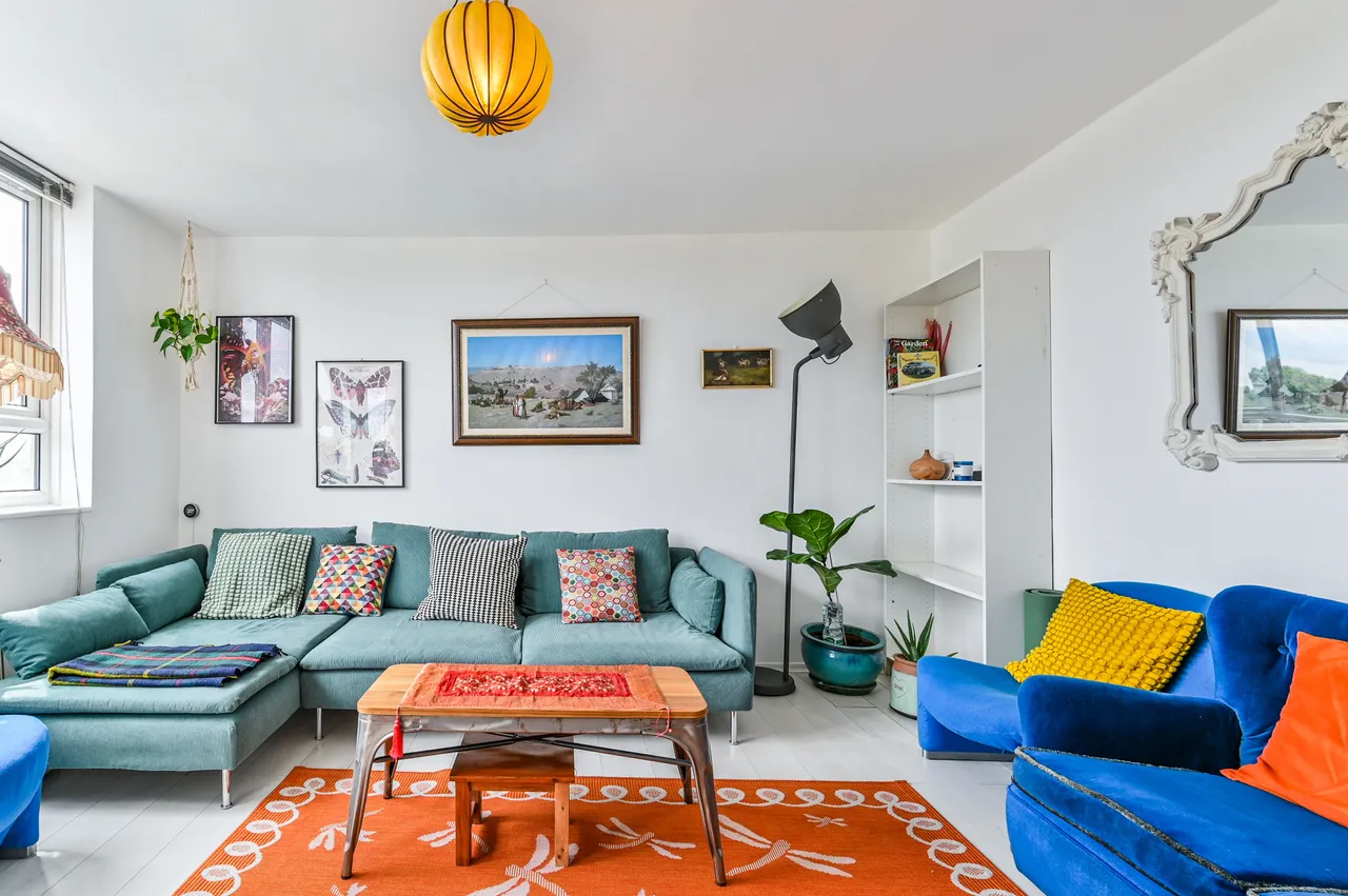 115 George Downing Estate, Cazenove Road, London, photo 2