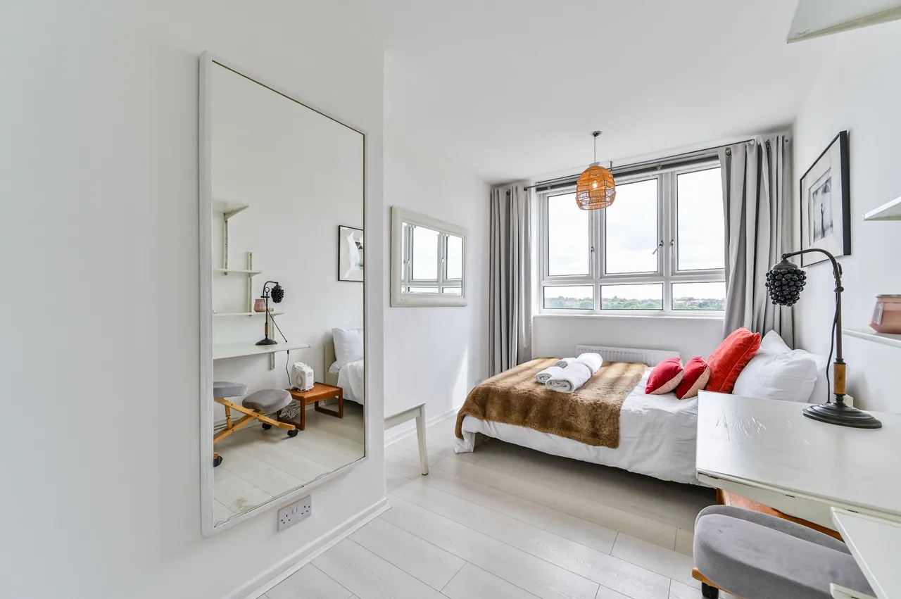 115 George Downing Estate, Cazenove Road, London, photo 11