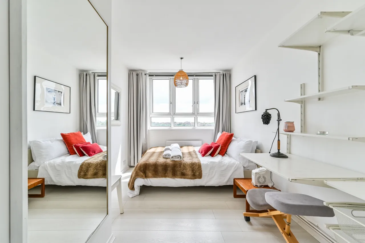 115 George Downing Estate, Cazenove Road, London, photo 6