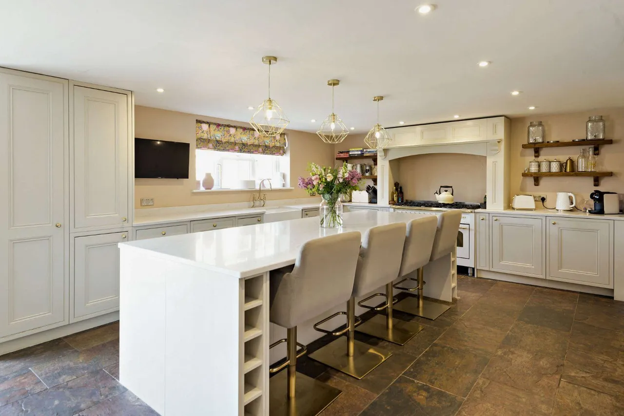 Ayres Lane, Burghclere, Newbury, Berkshire, RG20 9HG, photo 2