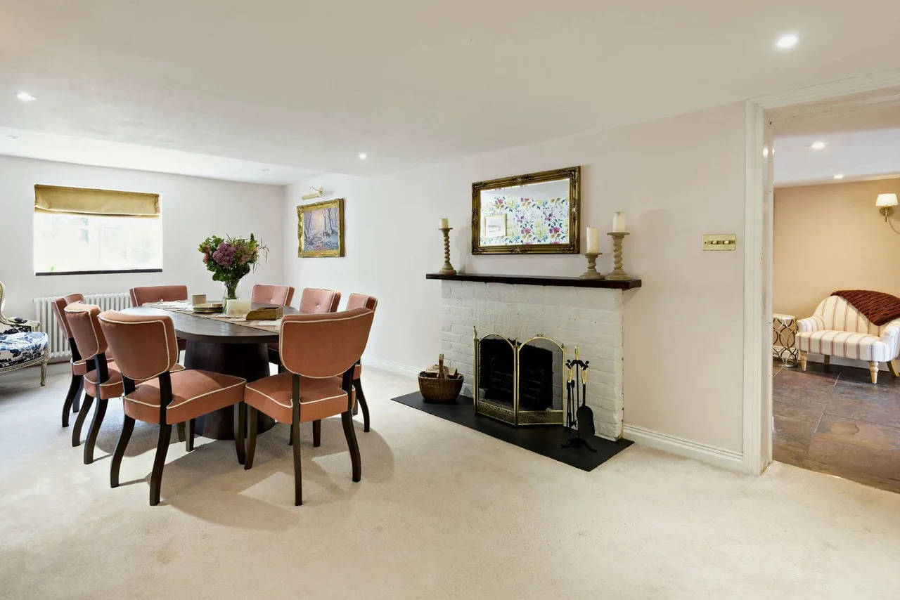 Ayres Lane, Burghclere, Newbury, Berkshire, RG20 9HG, photo 7