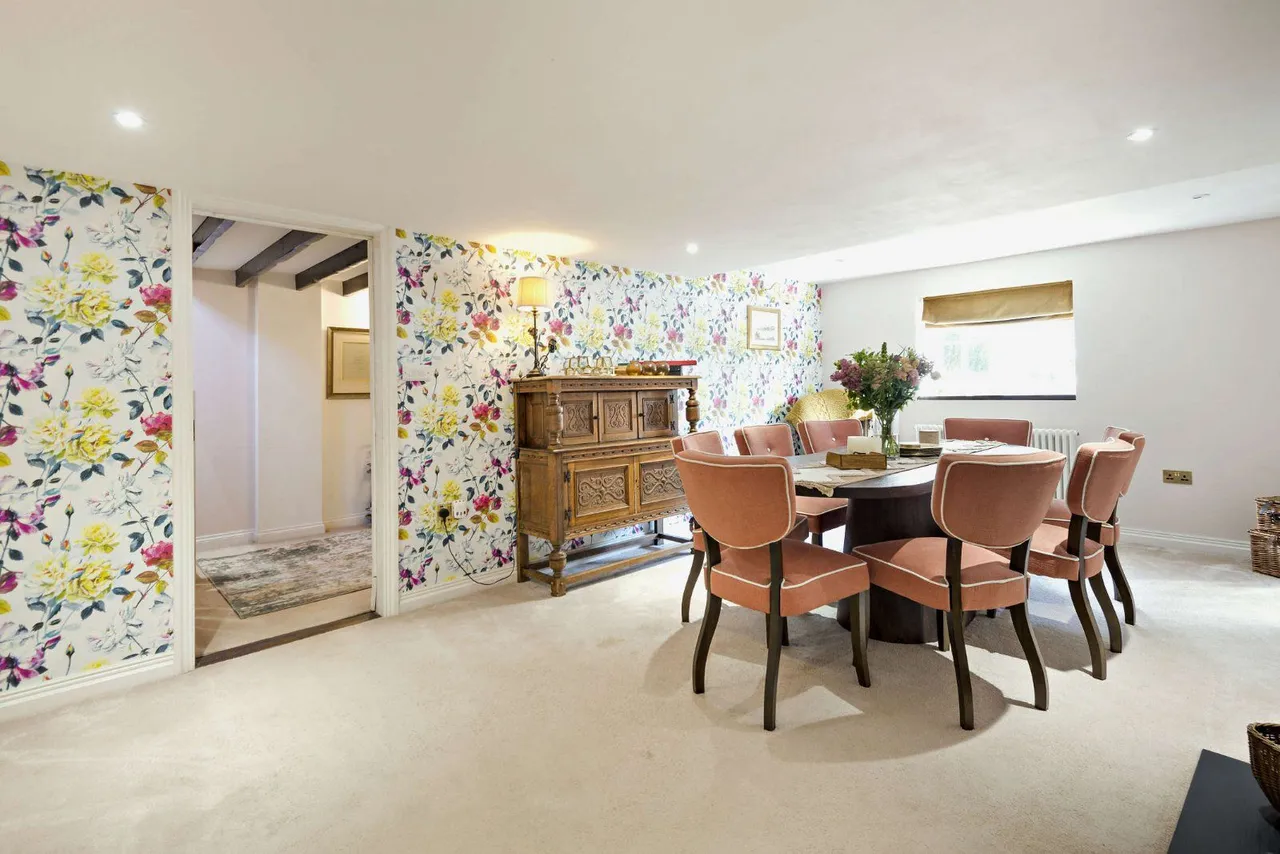 Ayres Lane, Burghclere, Newbury, Berkshire, RG20 9HG, photo 6