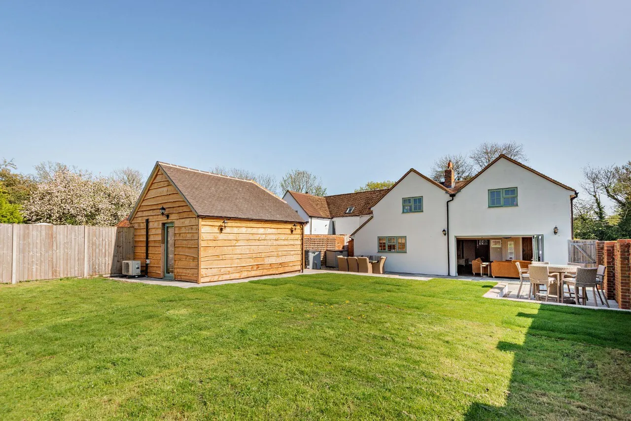 5 bed property for sale — Ayres Lane, Burghclere, Newbury, Berkshire, RG20 9HG