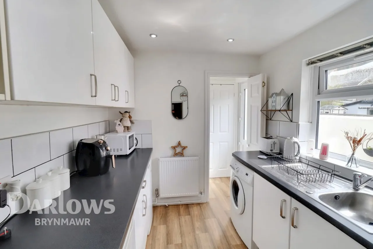Tillery Street, Abertillery, photo 7