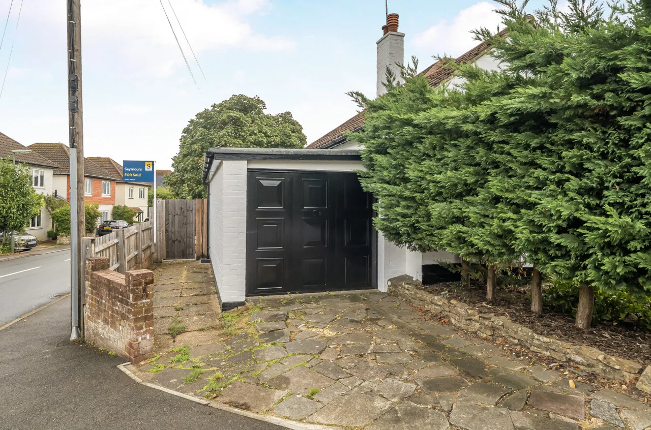 Upper Manor Road, Farncombe, GU7, photo 22
