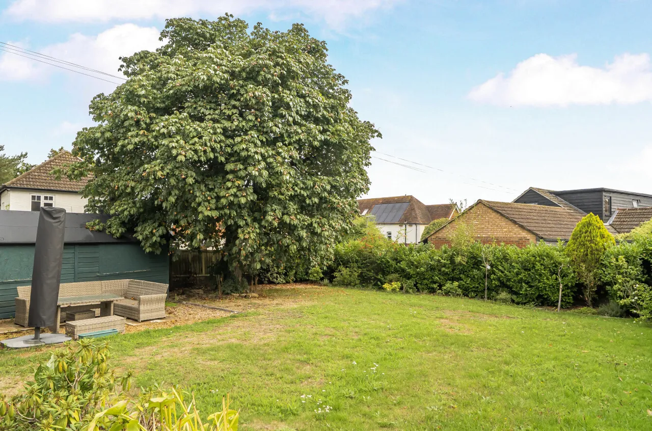 Upper Manor Road, Farncombe, GU7, photo 4