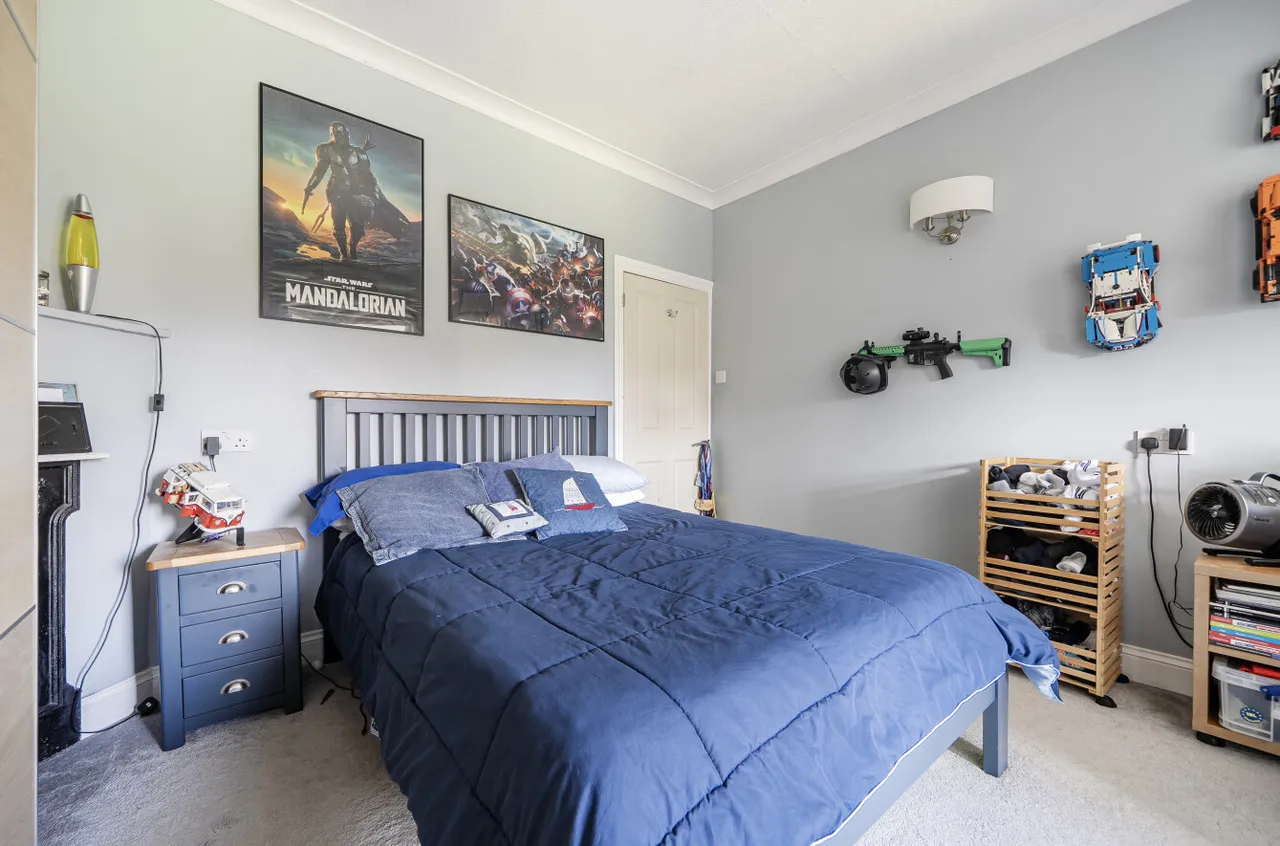 Upper Manor Road, Farncombe, GU7, photo 14