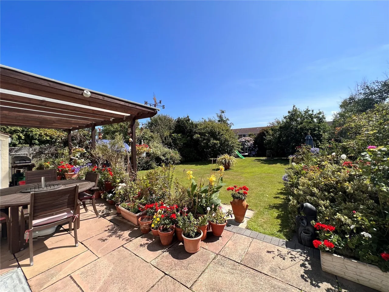 Wheatlands Avenue, Hayling Island, PO11, photo 3
