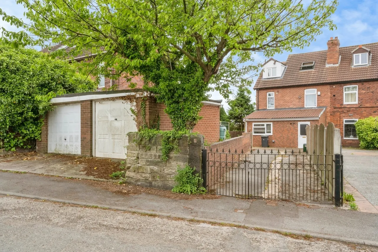 Colliery Villas, New Orchard Lane, Thurcroft, Rotherham, S66, photo 17