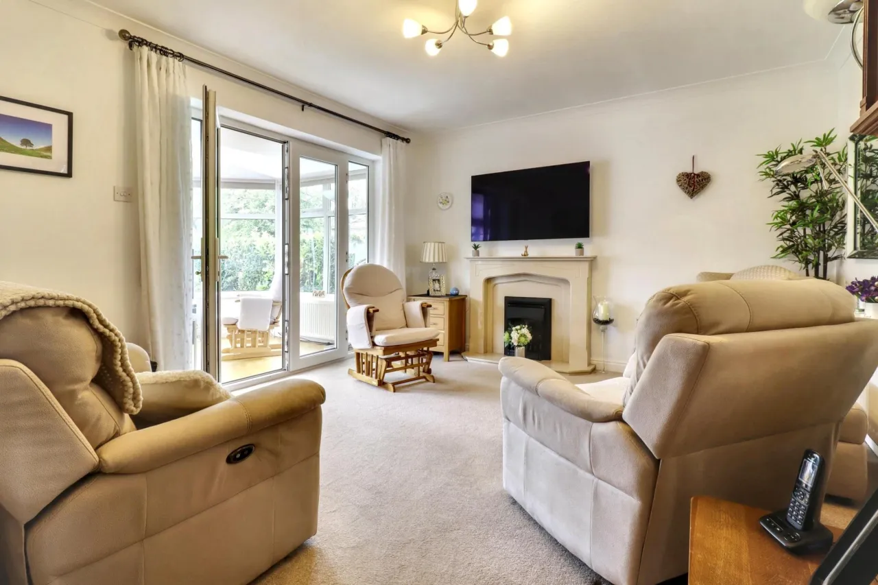 Tidnock Avenue, Lower Heath, CW12, photo 10