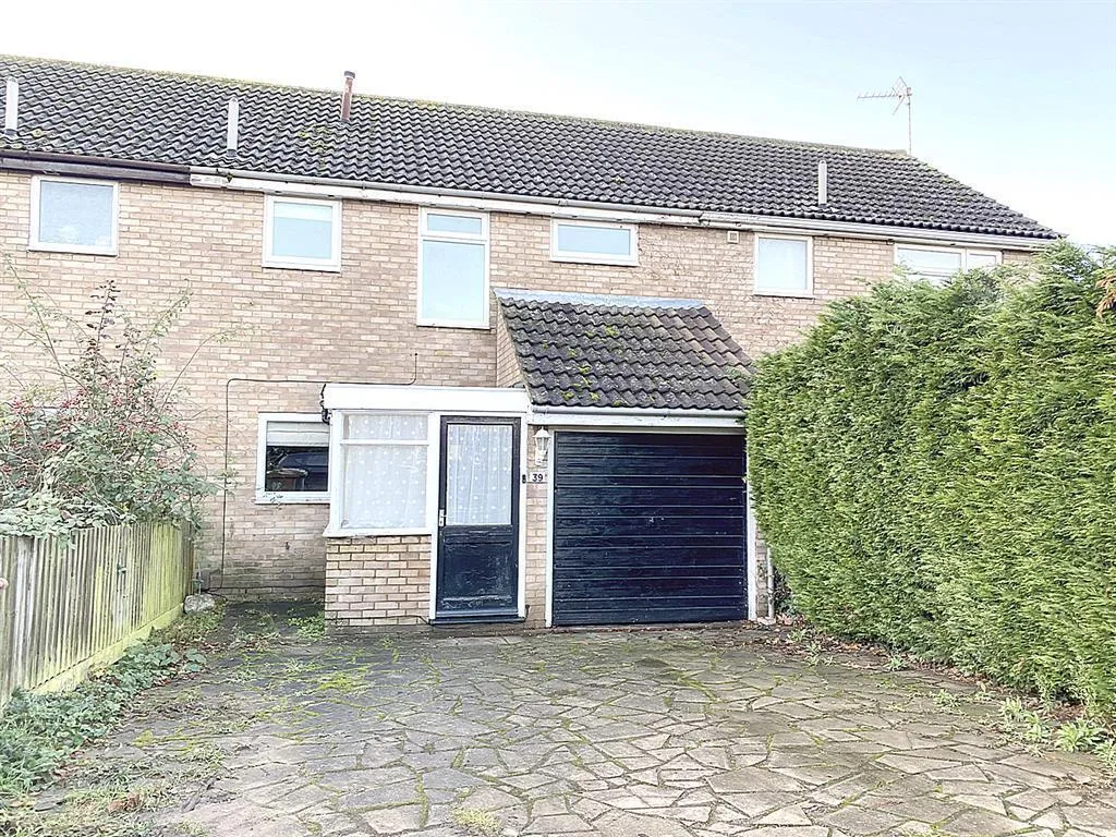 3 bed house to rent, Prince of Wales Close, PE13