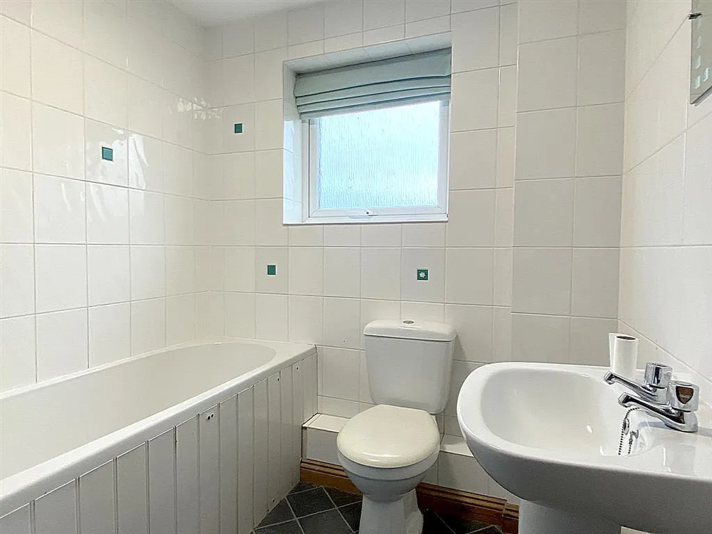 Prince of Wales Close, PE13, photo 10
