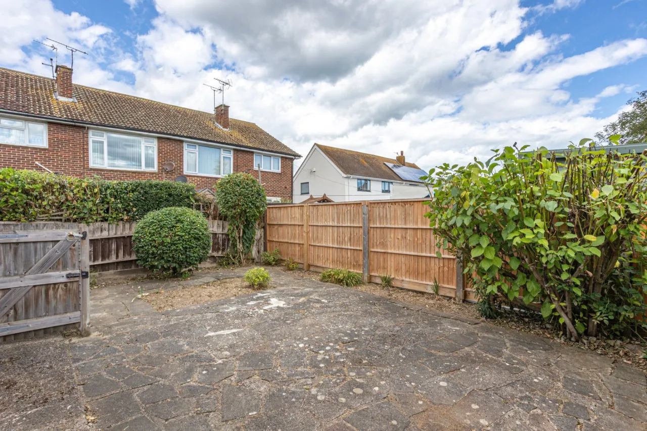 Old Farm Road, Birchington, CT7, photo 9