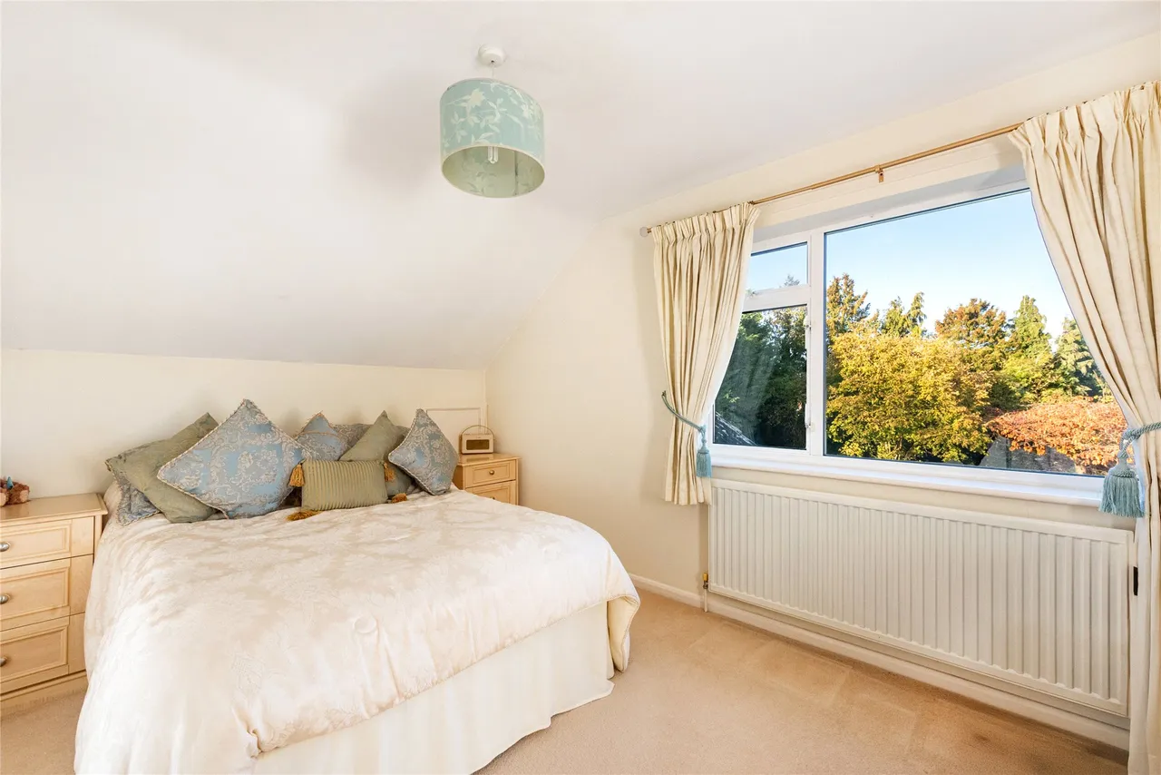 Irchester Road, Rushden, NN10, photo 11