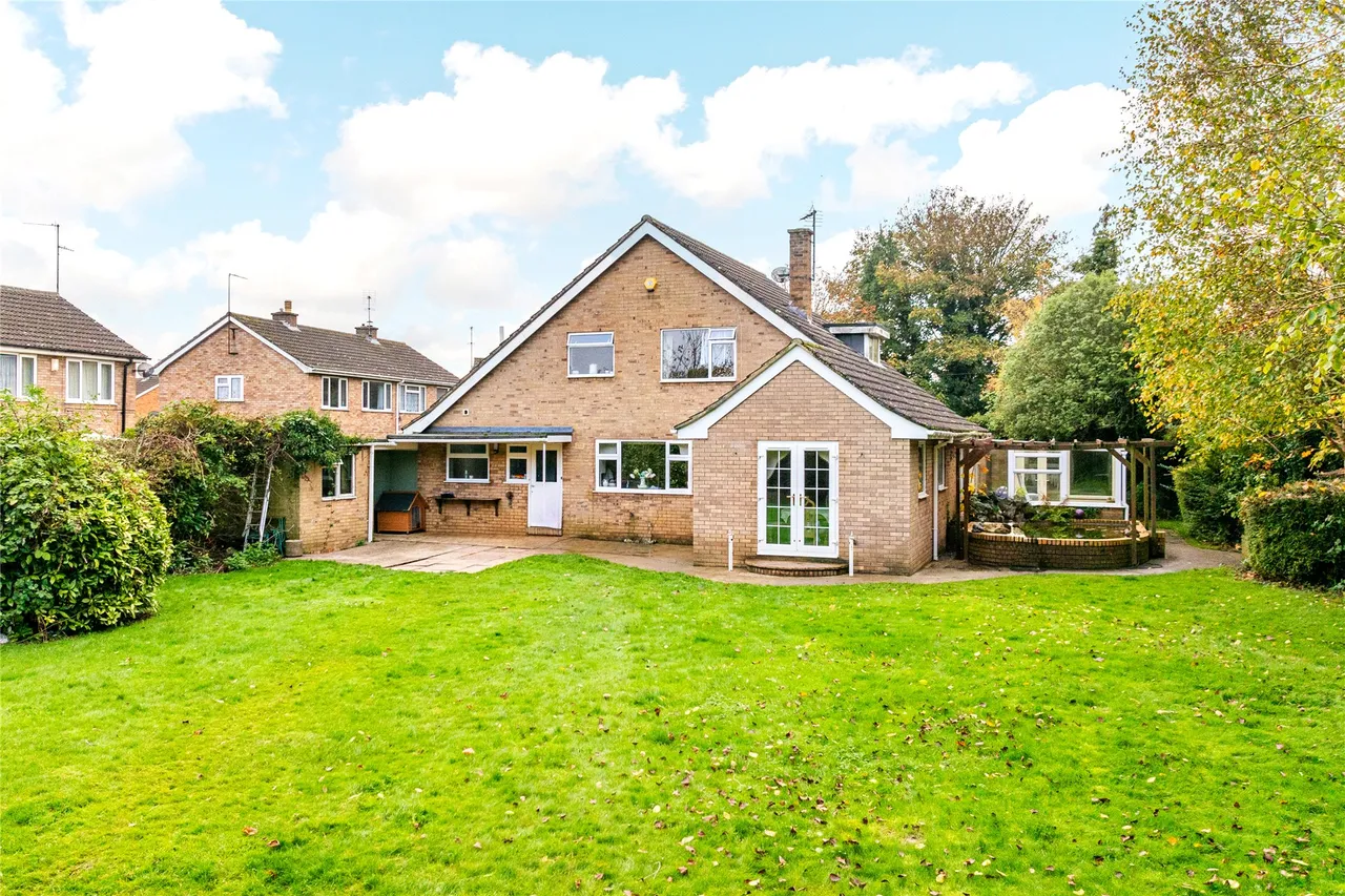 Irchester Road, Rushden, NN10, photo 3