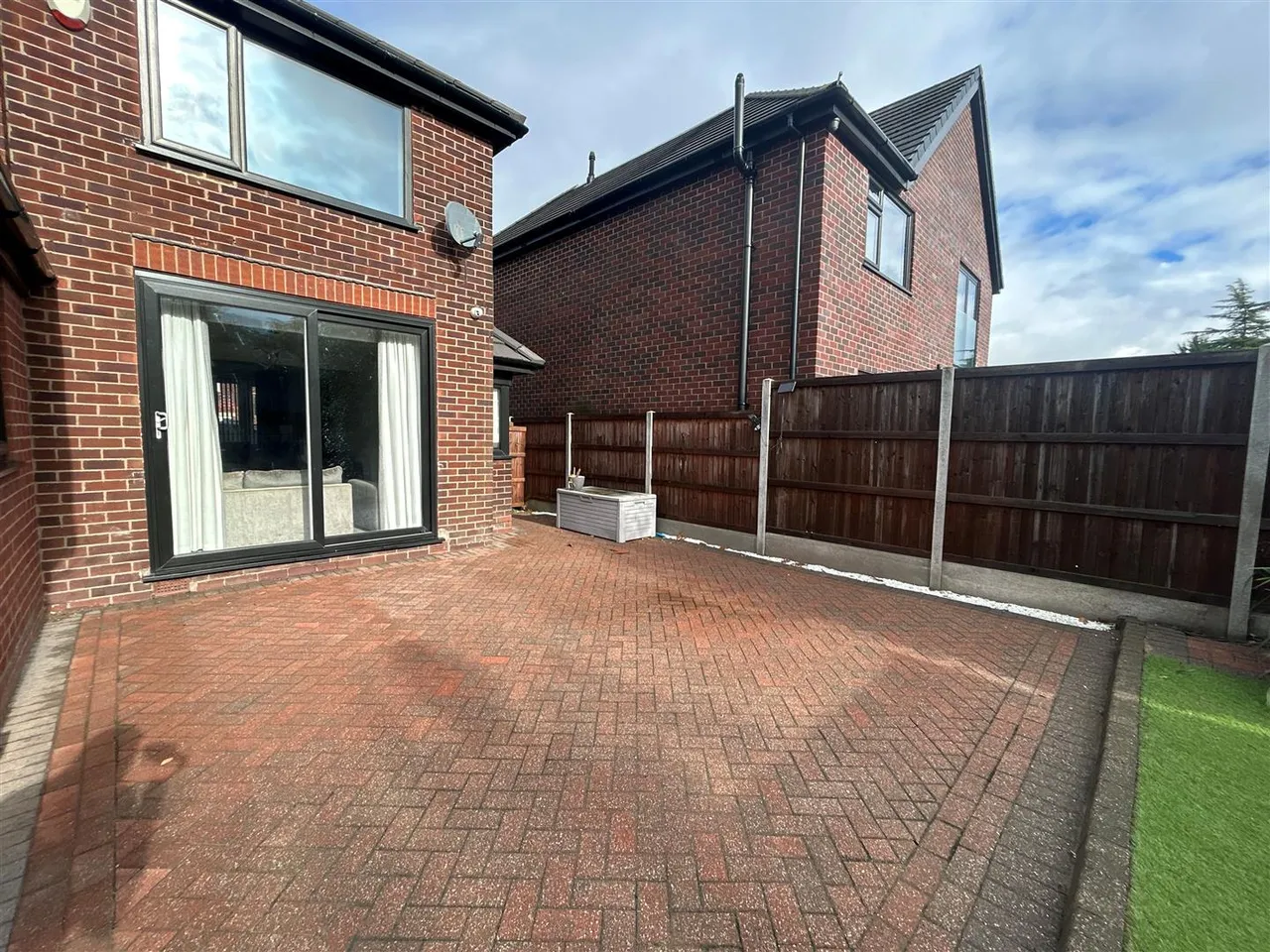 Central Drive, Heald Green, photo 6