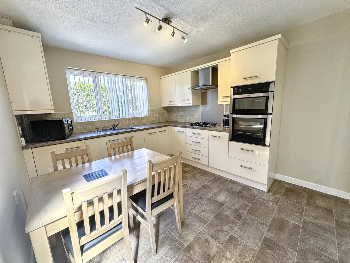 Bryn Derwen, Abergele, Conwy, LL22 8DE, photo 2