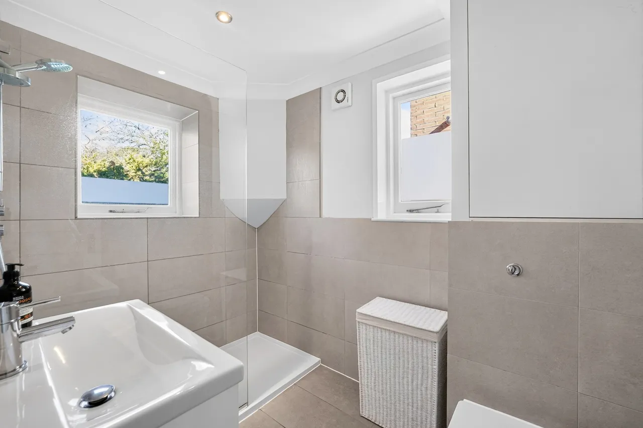 Melrose Road, London, SW18, photo 4