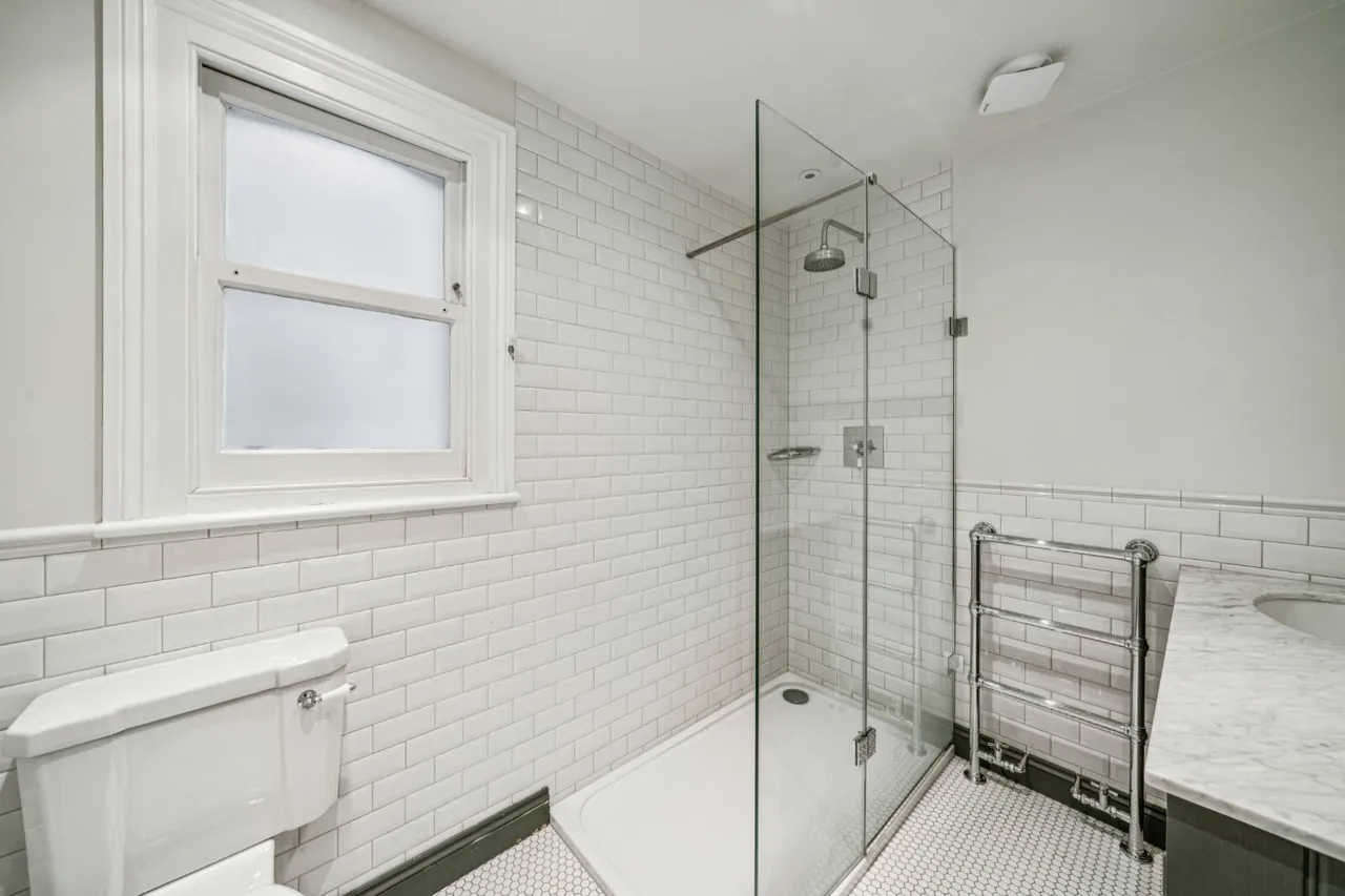 Geraldine Road, London, SW18, photo 8