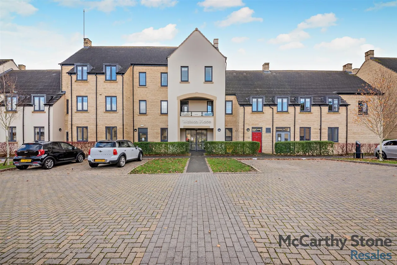 2 bed flat for sale, Trinity Road, Chipping Norton, OX7