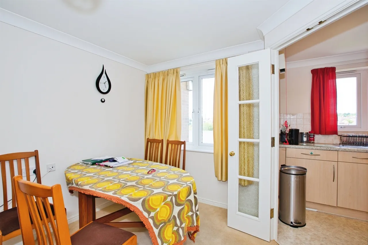 Wyndham Court, Yeovil, BA21, photo 6