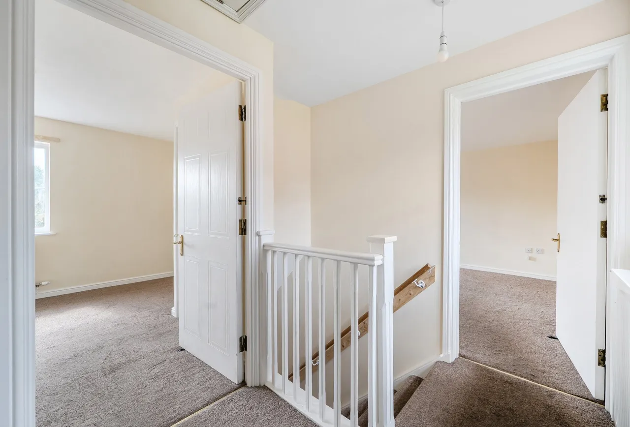 Bishops Castle Way, Gloucester, GL1 4DP, photo 4