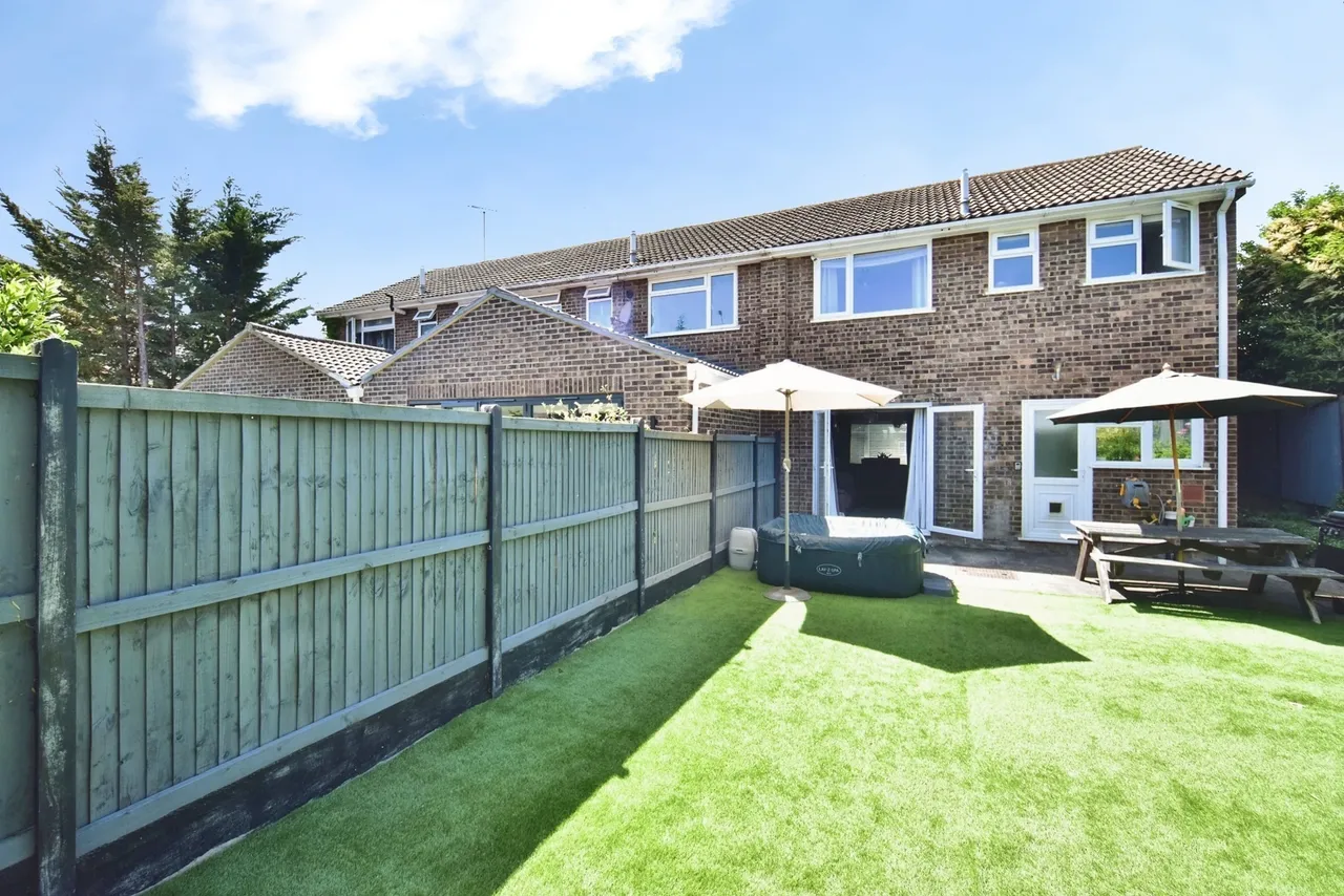 3 bed house for sale, Ryan Drive, Bearsted, ME15