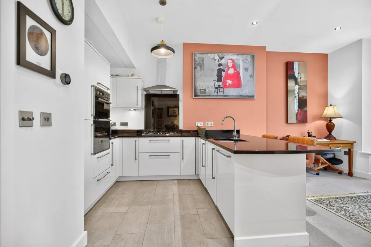 Harlow Moor Drive, Harrogate, HG2, photo 5