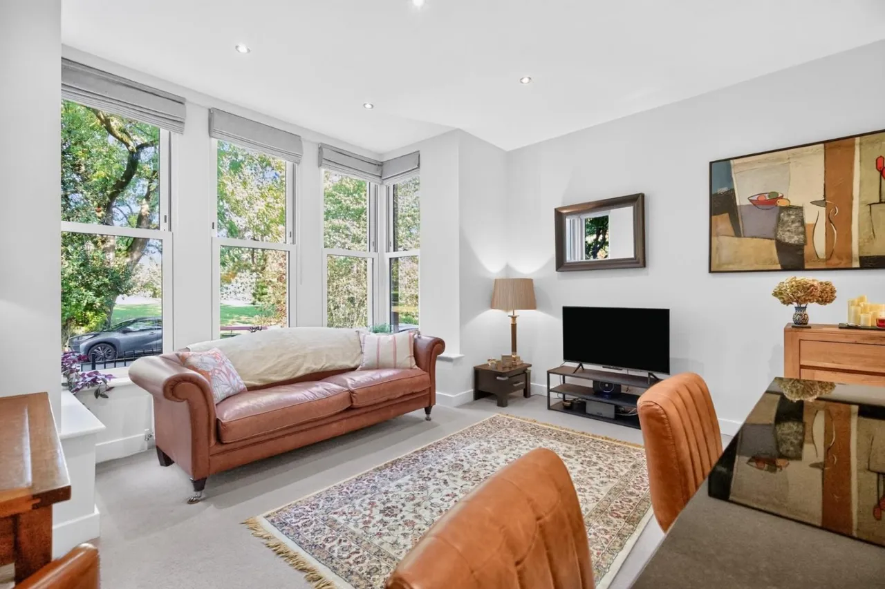 Harlow Moor Drive, Harrogate, HG2, photo 9
