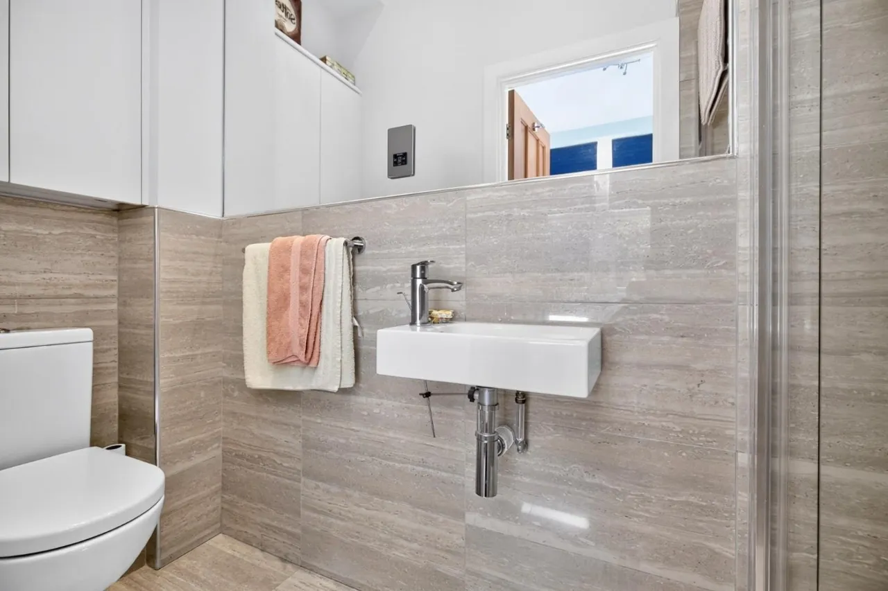 Harlow Moor Drive, Harrogate, HG2, photo 13