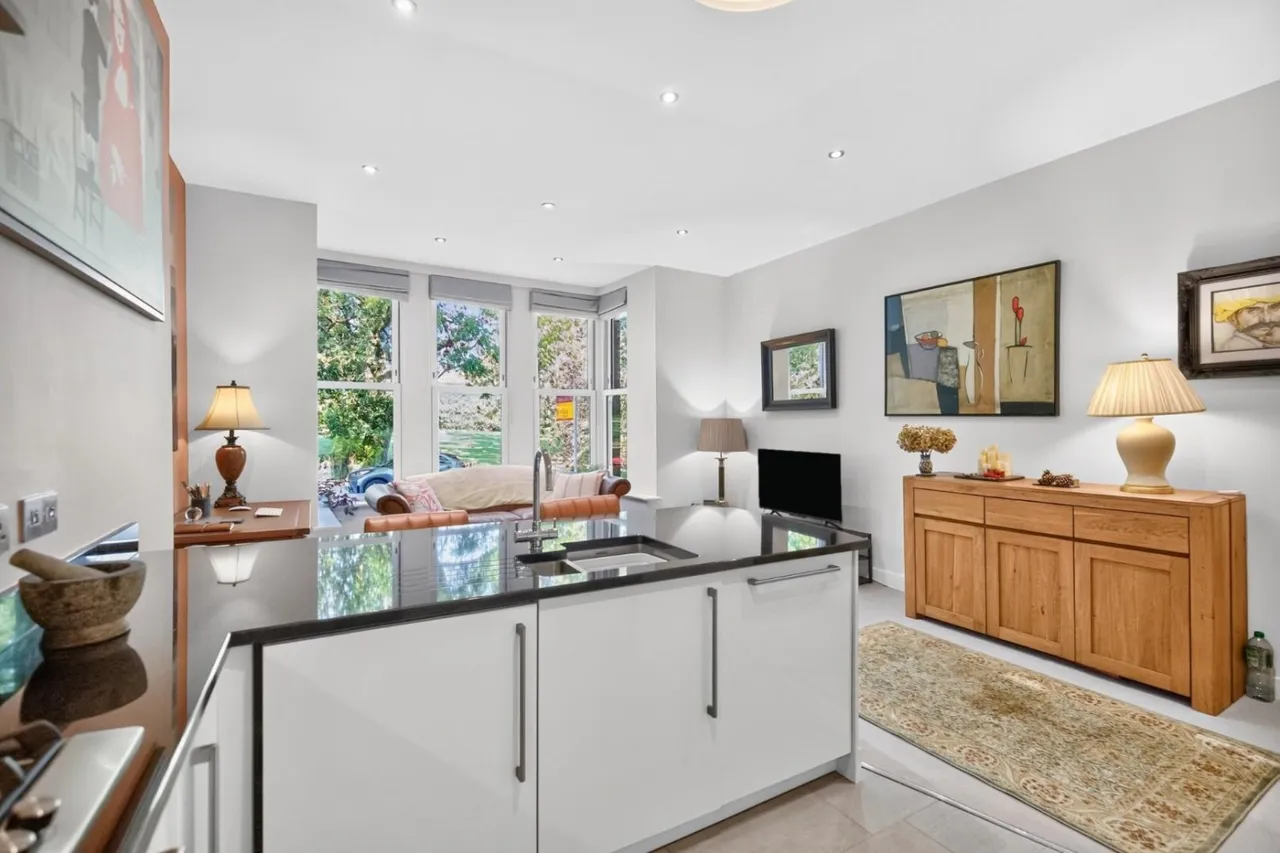 Harlow Moor Drive, Harrogate, HG2, photo 6