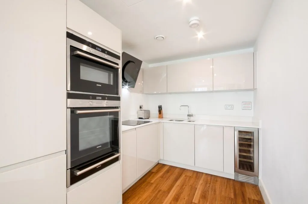 Alie Street, Aldgate, E1, photo 6