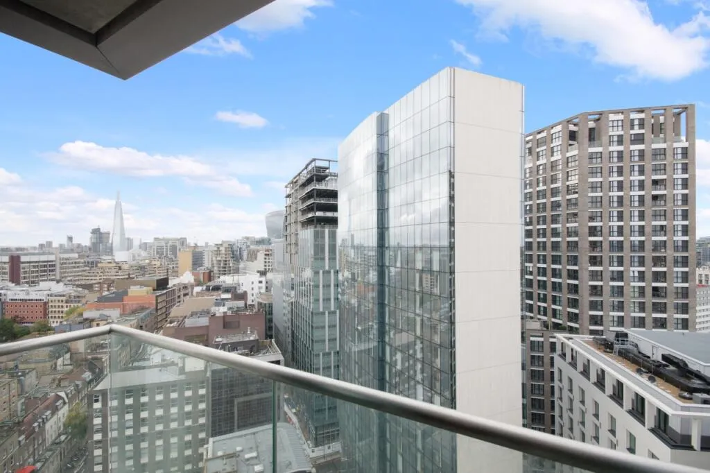 Alie Street, Aldgate, E1, photo 3