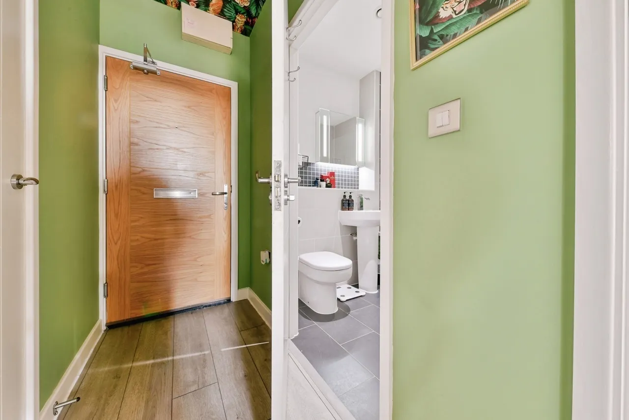 Kings Road, Stevenage, Hertfordshire, SG1, photo 8