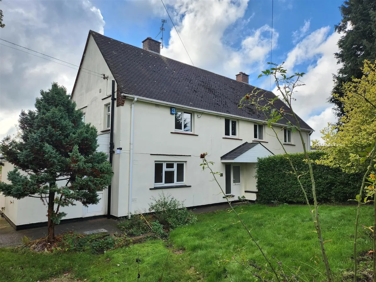 3 bed house to rent, Off Valley Road, Cinderford, GL14