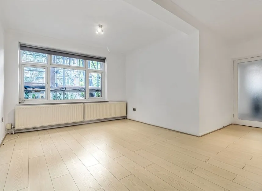 Avenue Road, Highgate, N6, photo 2
