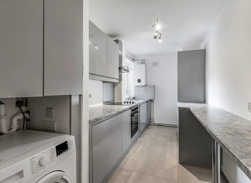 Avenue Road, Highgate, N6, photo 3