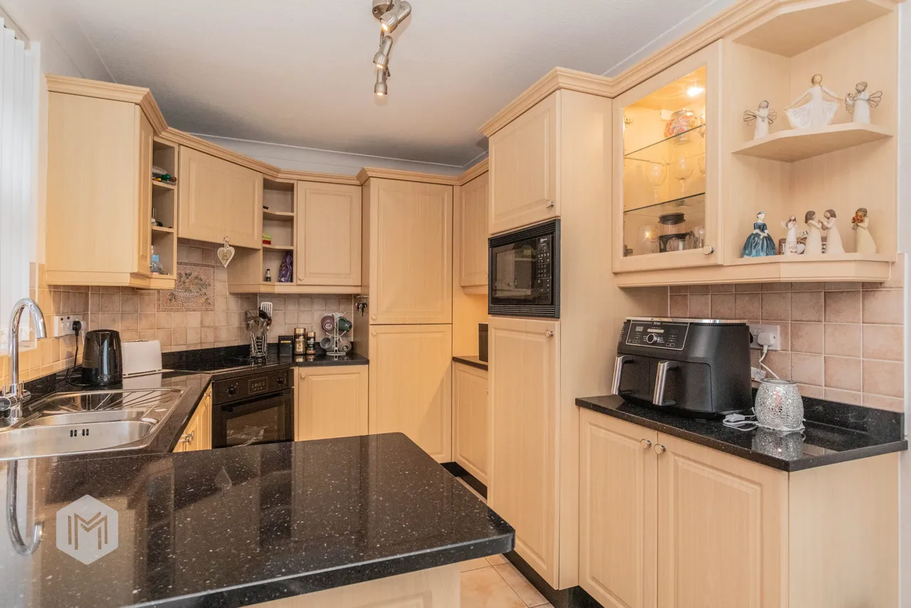 Chatsworth Road, Worsley, Manchester, M28 2WR, photo 11