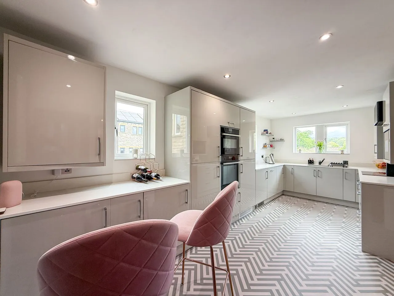 4 bed house for sale, Old Turnpike, Honley