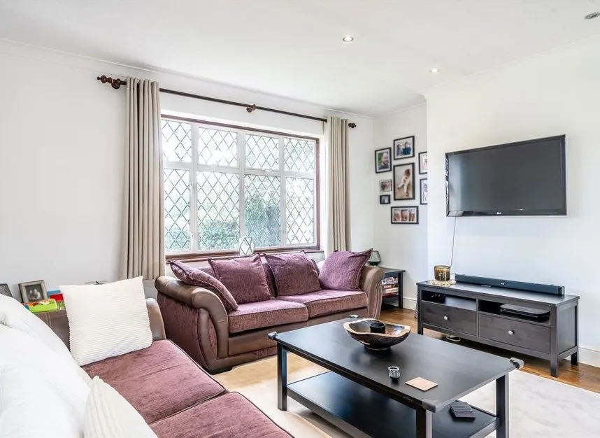 Woodland Gardens, Isleworth, TW7, photo 2